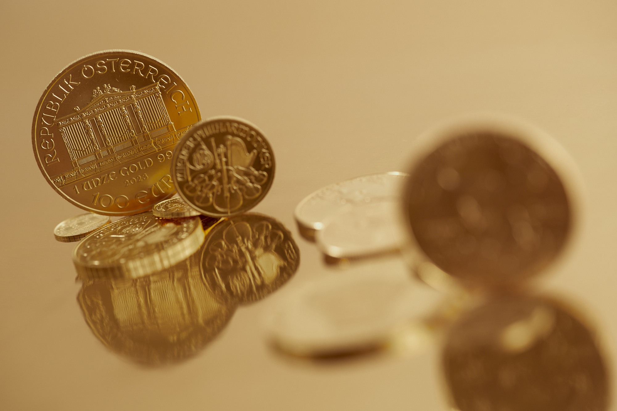 1000 Schilling Münze spiegelung gold