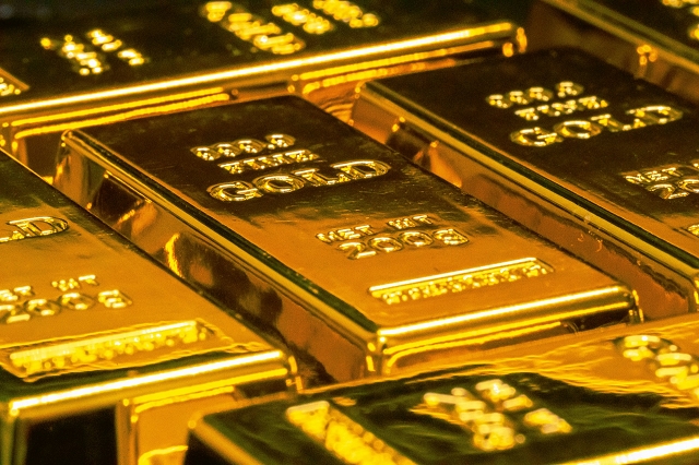 24 Karat Gold